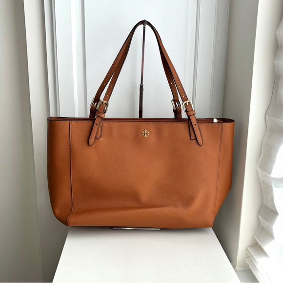 Tory Burch Handbags - Tory Burch Brown Tote Bag
